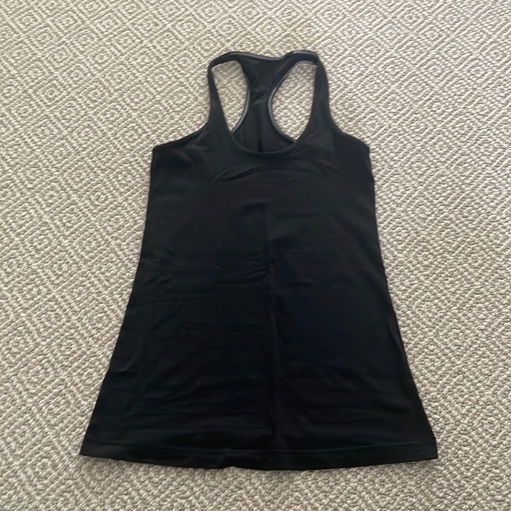 Black razor back lulu tank